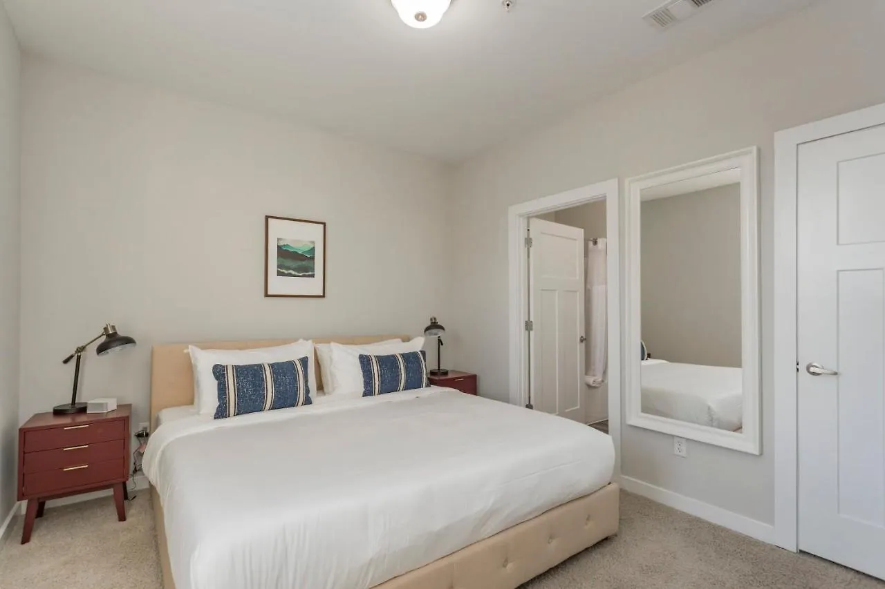 Apartmán Cozysuites Music Row Stylish 2Br-Free Parking 29 Nashville